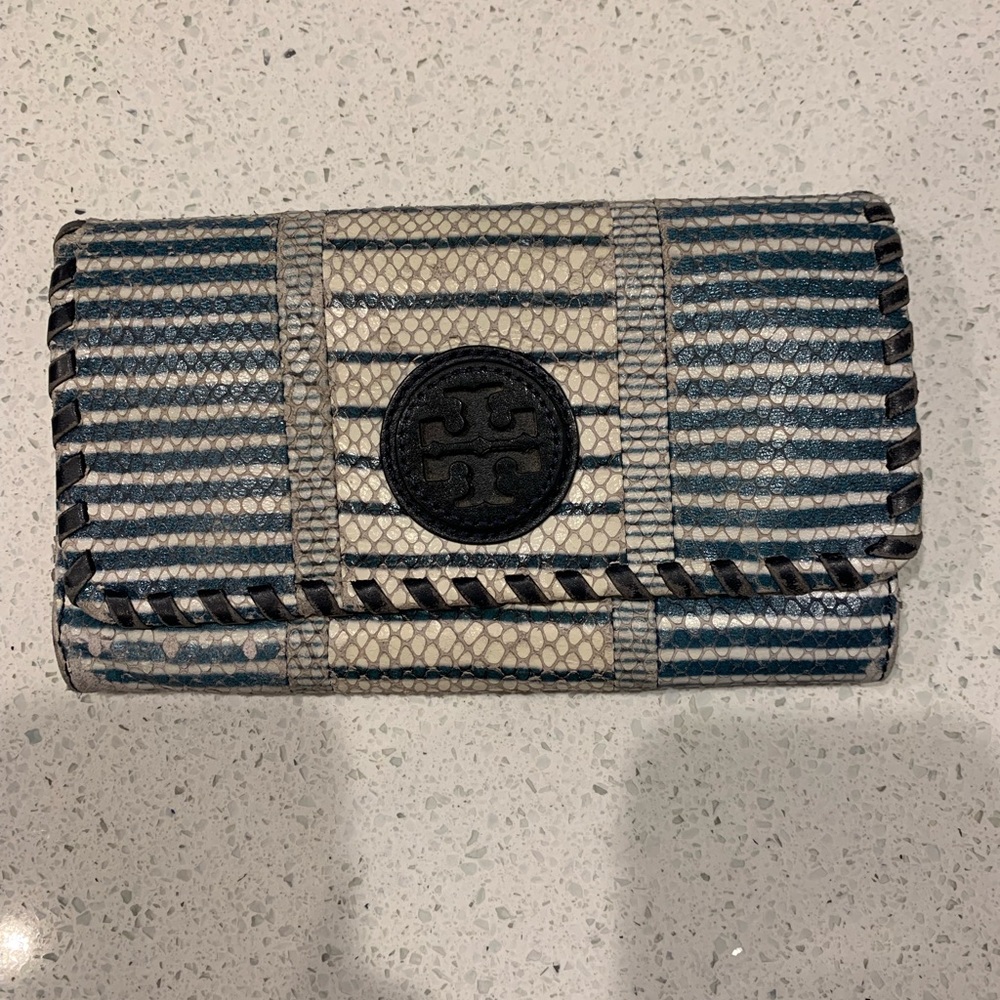Tory Burch wallet